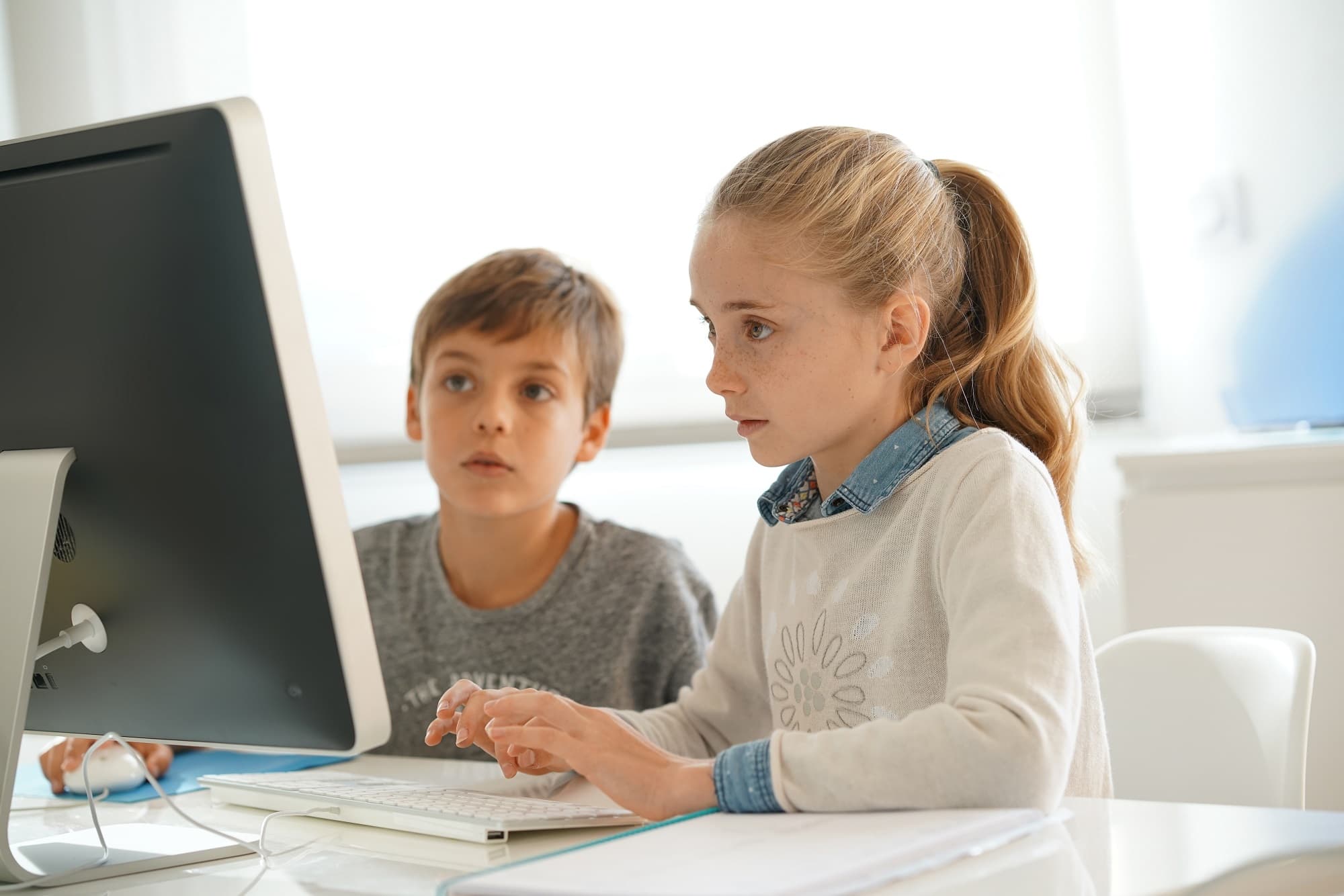 IT Girls y Coding Giants: la perspectiva femenina en el sector IT