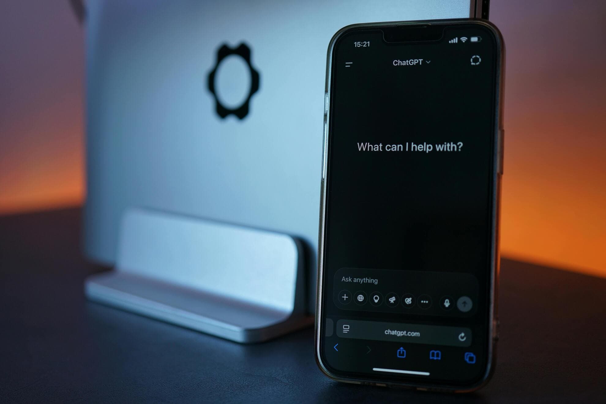 IA que habla: los niños aprenden que la tecnología puede crear sonido y voz